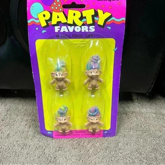 Vintage Trolls party favors and stamper - Picture 7 of 10